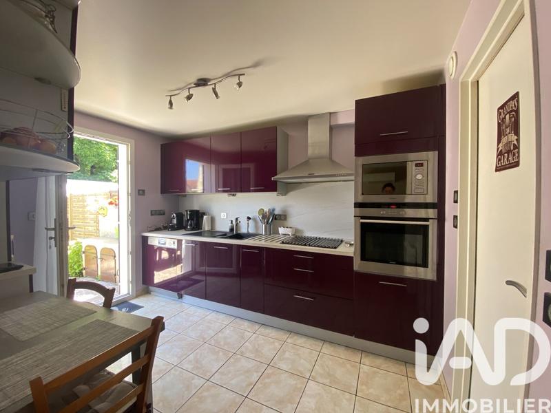 Maison - 83 m² - 4 pièces