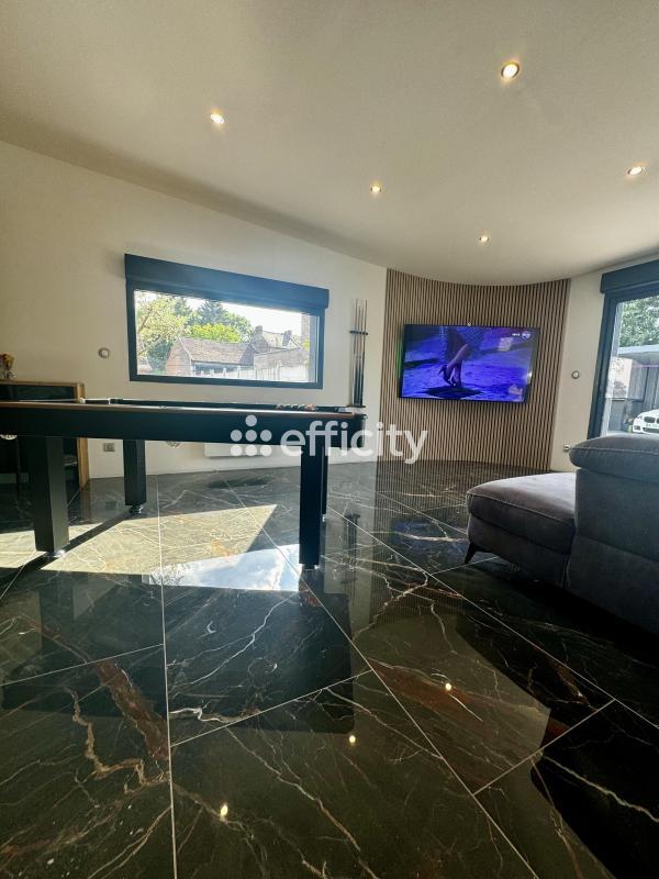 Maison - 90 m² - 3 pièces