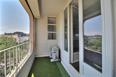 Appartement - 86 m² - 4 pièces