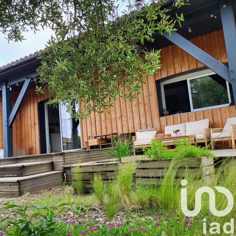 Maison - 96 m² - 3 pièces