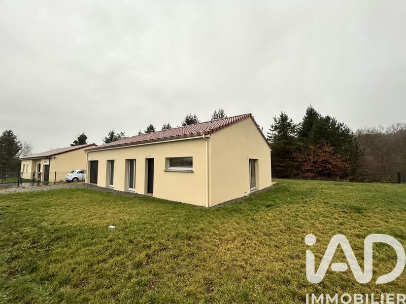 Maison - 99 m² - 4 pièces