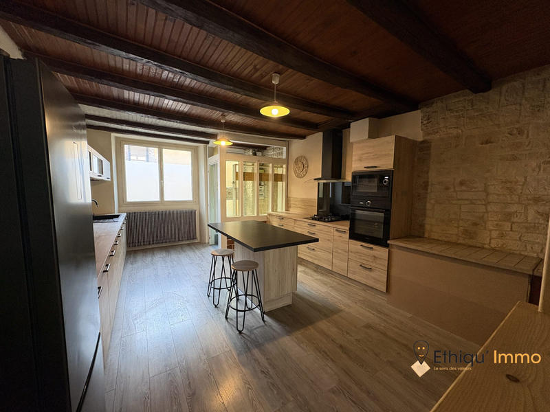 Maison ancienne - 126 m² - 6 pièces