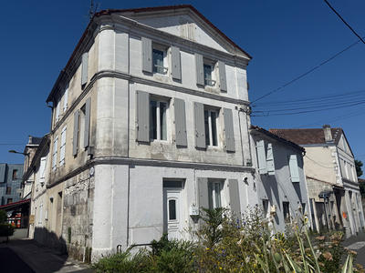 Maison - 67 m² - 5 pièces