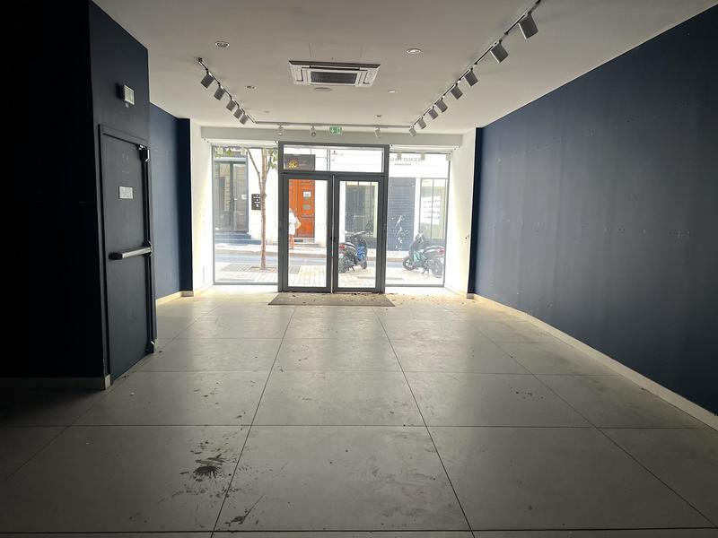 Local commercial - 353 m²