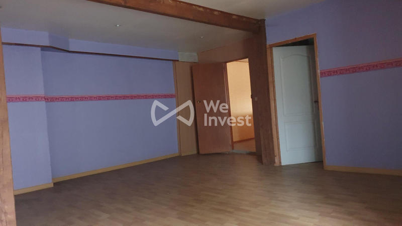 Maison - 250 m² - 8 pièces