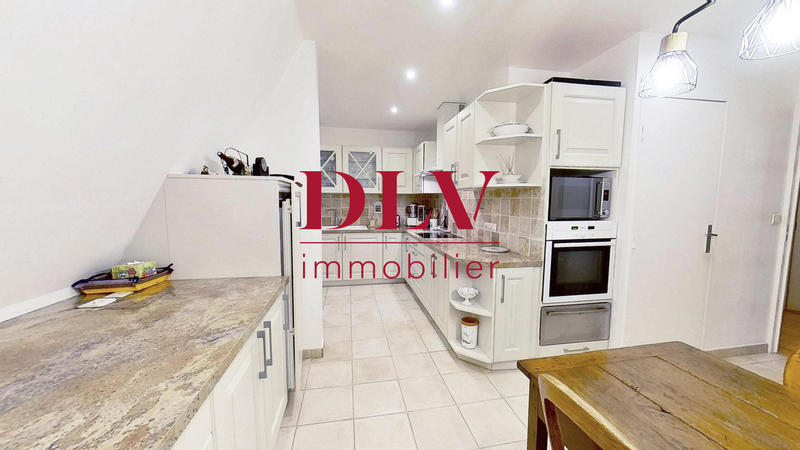 Appartement - 130 m² - 5 pièces