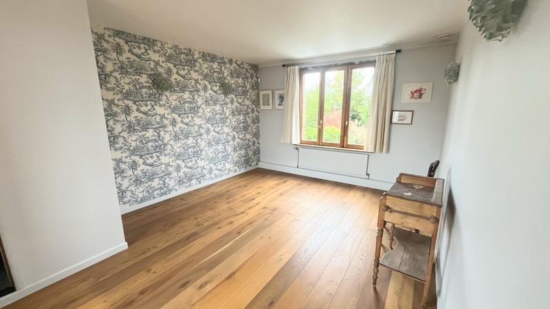 Maison - 200 m² - 7 pièces