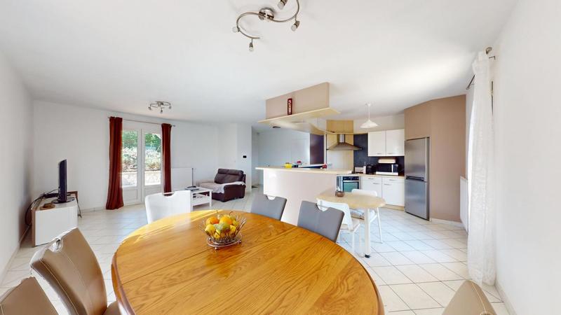 Maison - 120 m² - 5 pièces