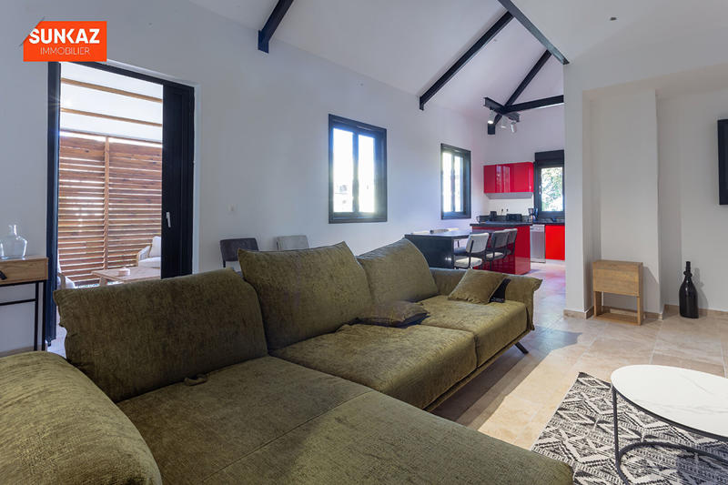 Appartement - 120 m² - 5 pièces