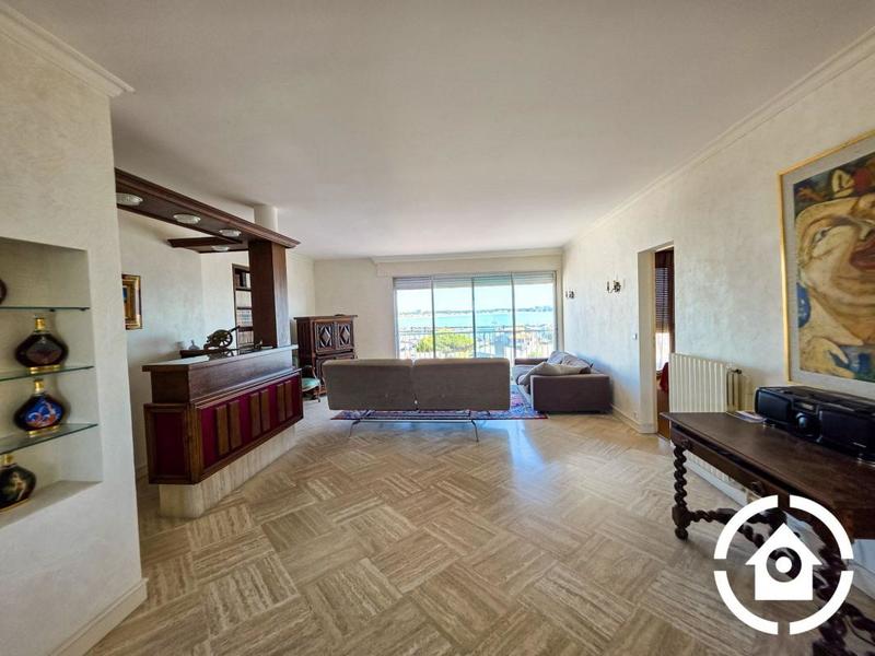 Appartement - 113 m² - 5 pièces