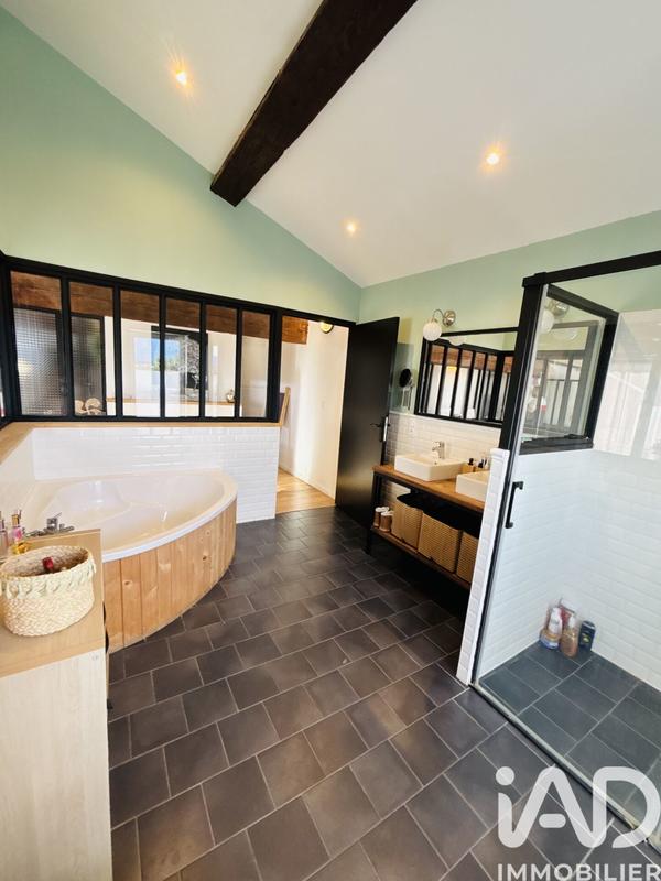 Maison - 160 m² - 6 pièces