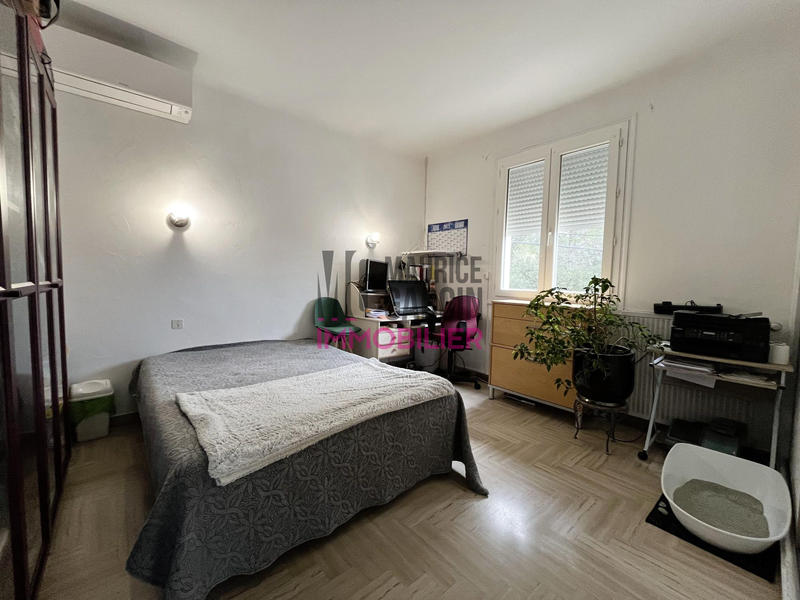 Maison - 215 m² - 6 pièces