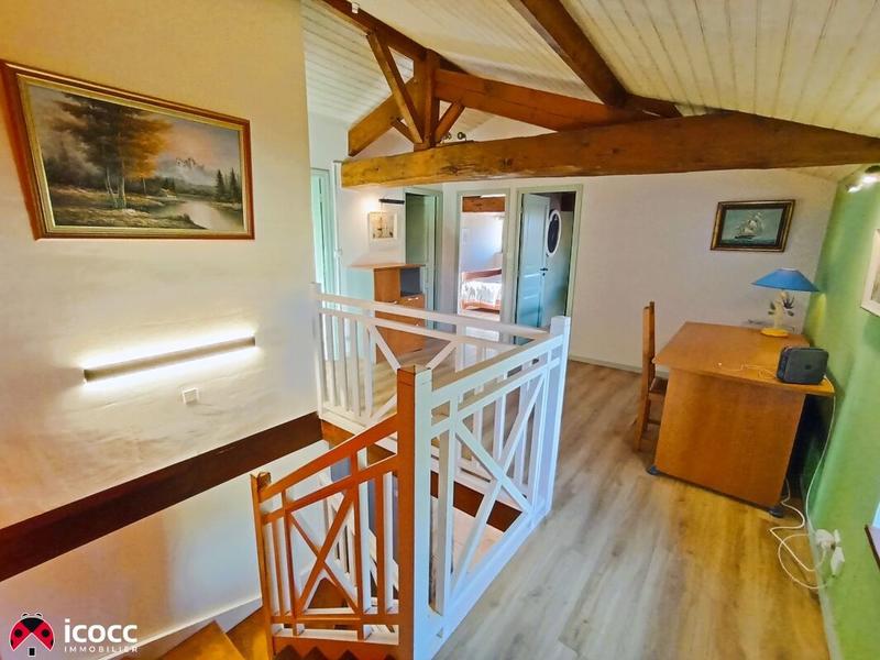 Maison - 477 m² - 21 pièces