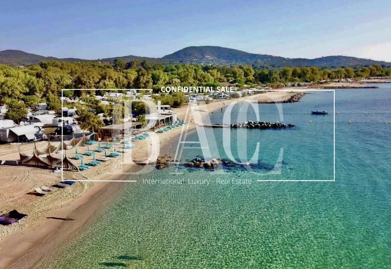 Villa - 245 m² - 7 pièces