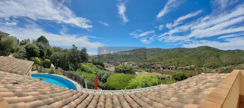 Maison - 150 m² - 7 pièces