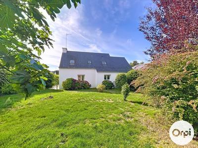 Maison - 97 m² - 5 pièces