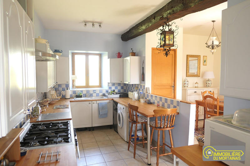 Maison - 140 m² - 6 pièces