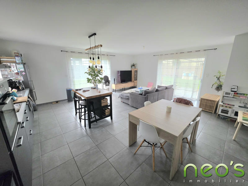 Maison - 107 m² - 6 pièces