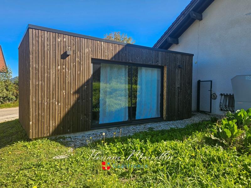 Maison - 254 m² - 5 pièces