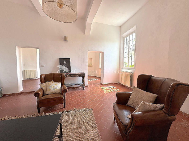 Maison de village - 200 m² - 9 pièces