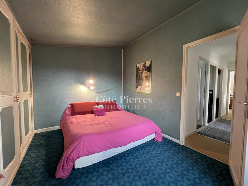 Maison - 220 m² - 6 pièces