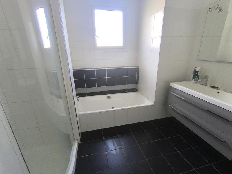 Villa - 153 m² - 5 pièces