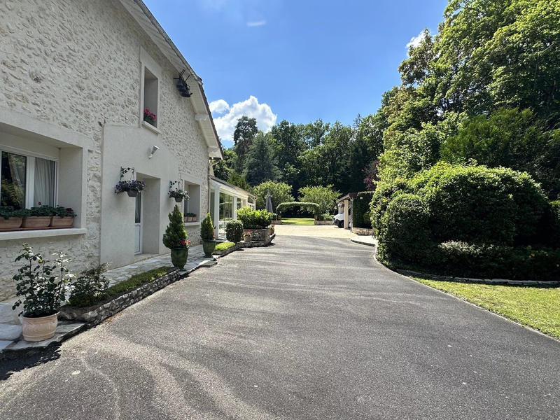 Maison ancienne - 200 m² - 7 pièces