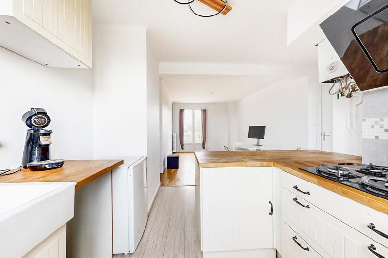 Appartement ancien - 60 m² - 3 pièces