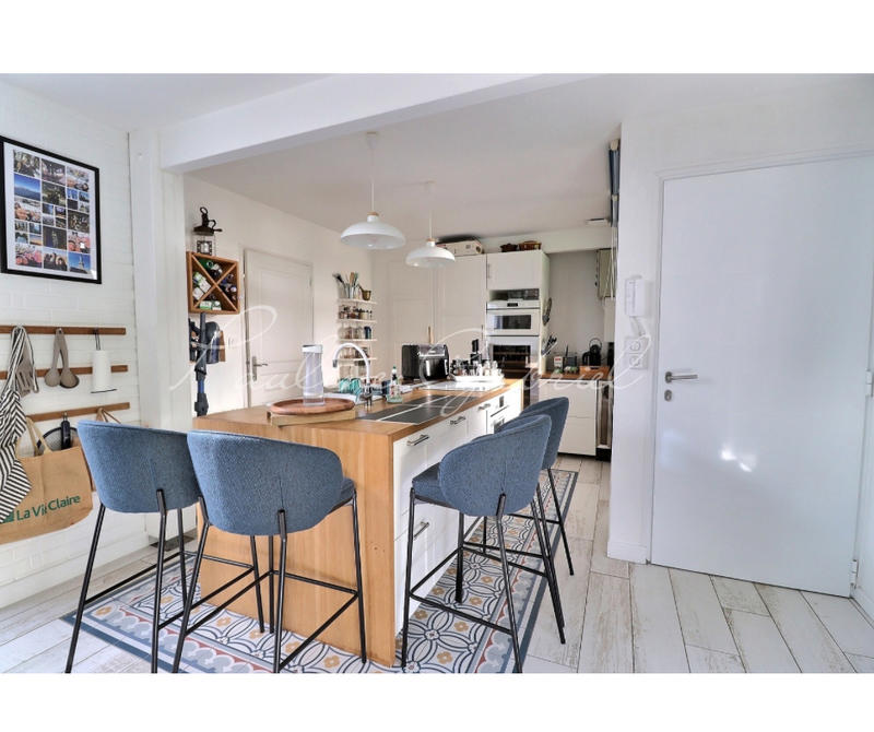 Maison - 113 m² - 4 pièces