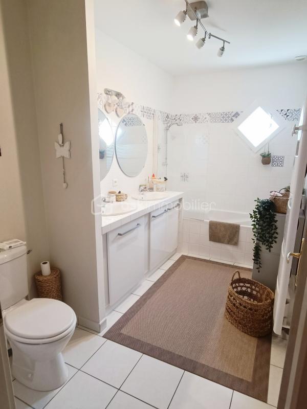 Maison d'architecte - 220 m² - 7 pièces