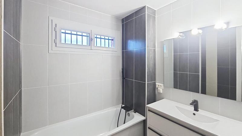 Maison - 121 m² - 4 pièces