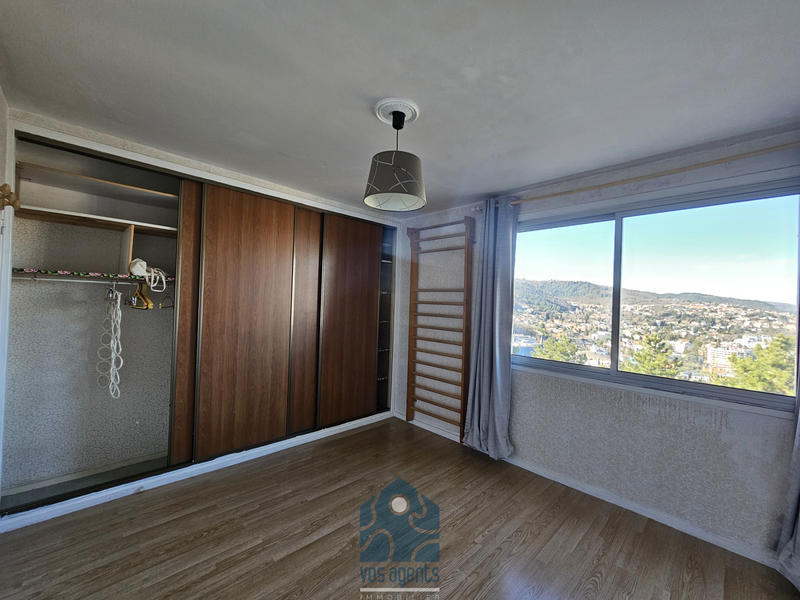 Appartement - 83 m² - 4 pièces