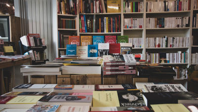 Dédicace d'Anne Idoux chez les Darons