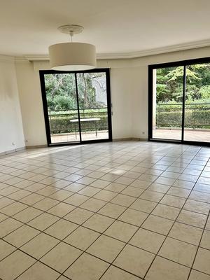 Appartement - 126 m² - 4 pièces