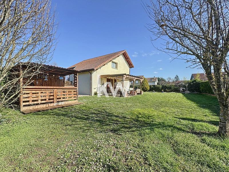 Maison - 179 m² - 6 pièces