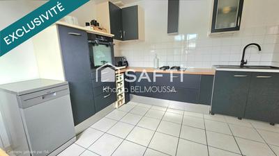 Maison - 90 m² - 5 pièces