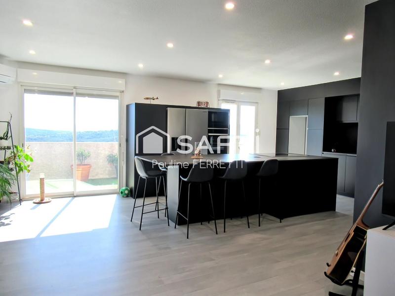 Maison - 106 m² - 5 pièces