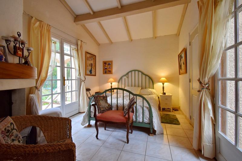 Maison - 195 m² - 7 pièces