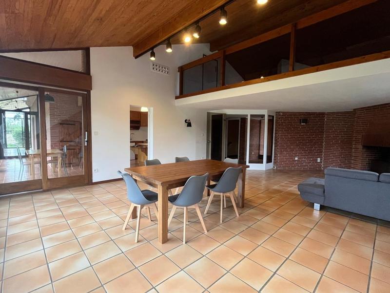 Maison - 160 m² - 5 pièces