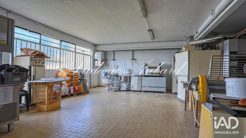 Local commercial - 188 m²