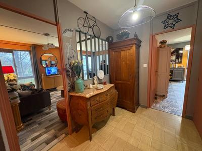 Appartement - 75 m² - 3 pièces