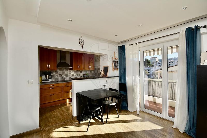 Appartement - 49 m² - 2 pièces