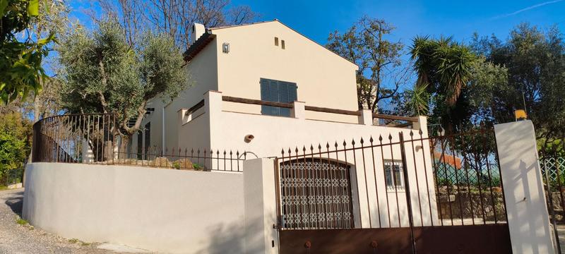 Maison - 143 m² - 5 pièces