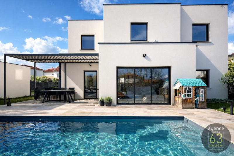 Maison contemporaine - 148 m² - 5 pièces