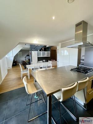 Appartement - 190 m² - 7 pièces