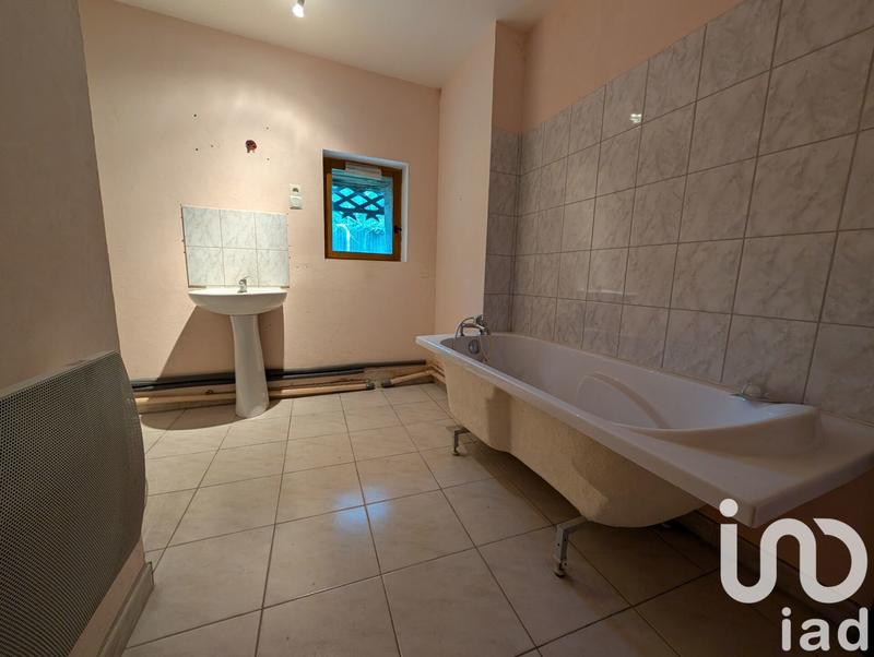 Maison de village - 100 m² - 4 pièces