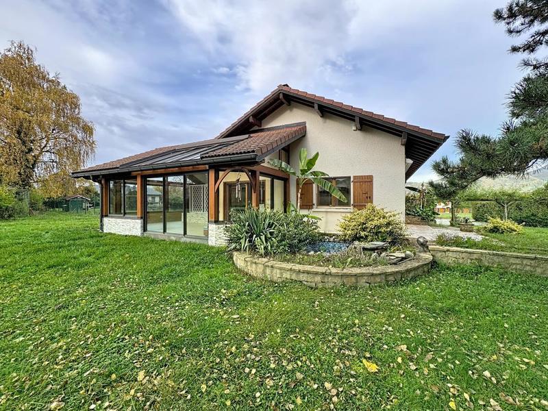 Villa - 151 m² - 4 pièces
