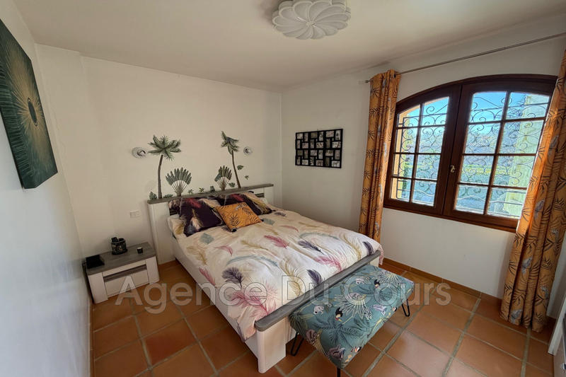 Maison - 150 m² - 1 pièce