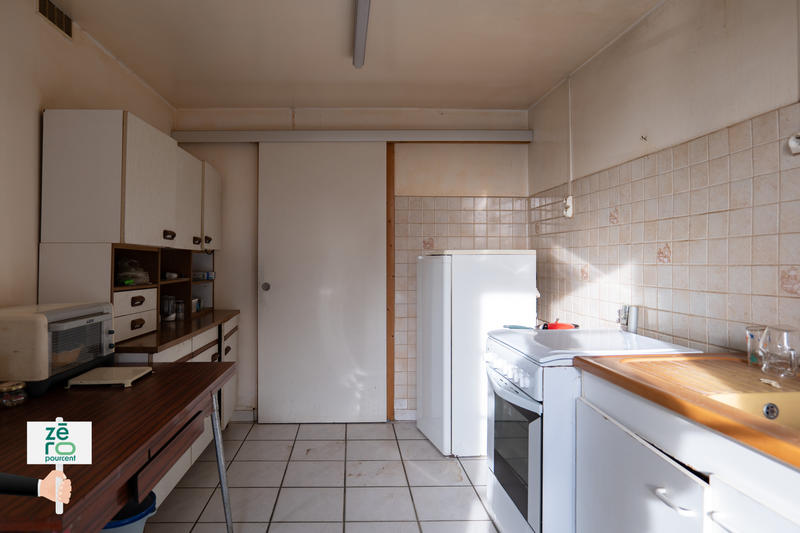 Maison - 300 m² - 3 pièces