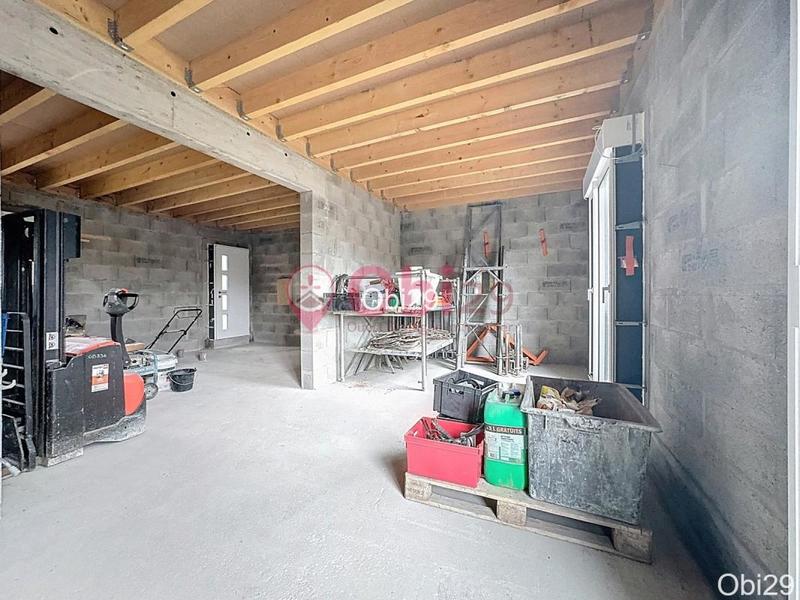 Maison - 92 m² - 4 pièces